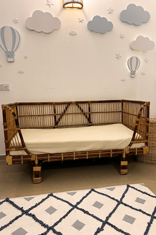 Line Day Bed