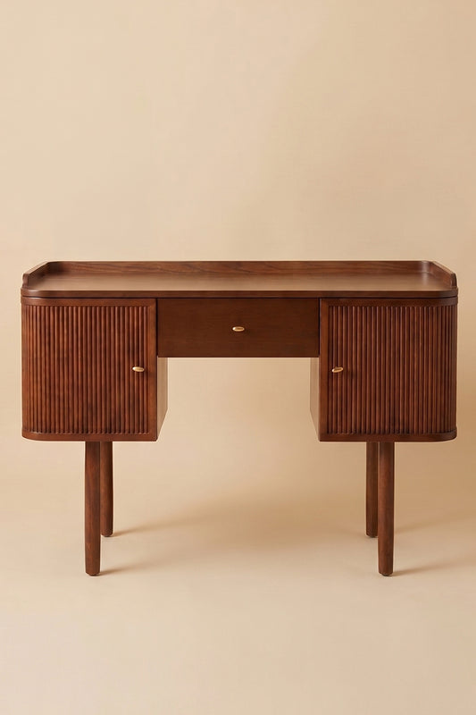 The fluted dresser