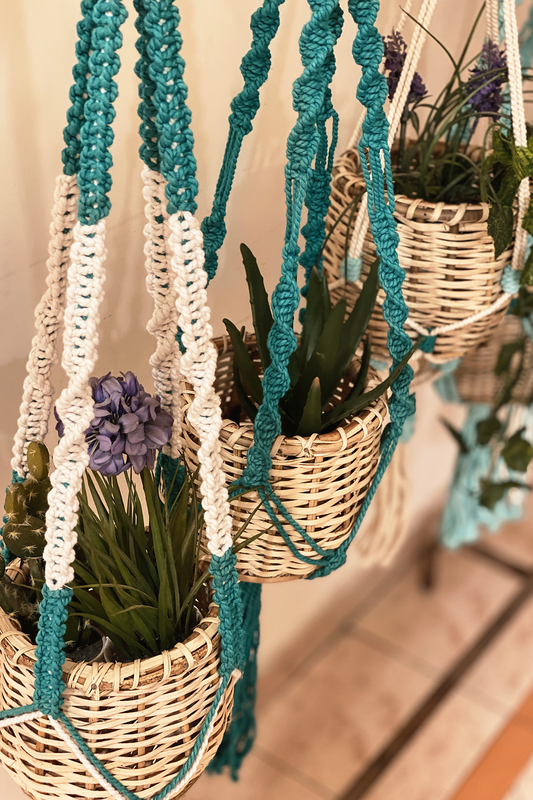Macramé Hanging Planter