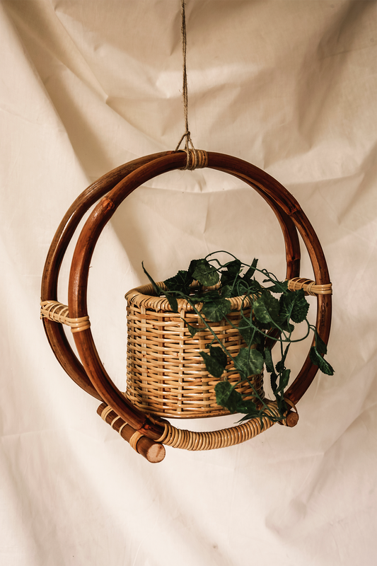 Circle Hanging Planter