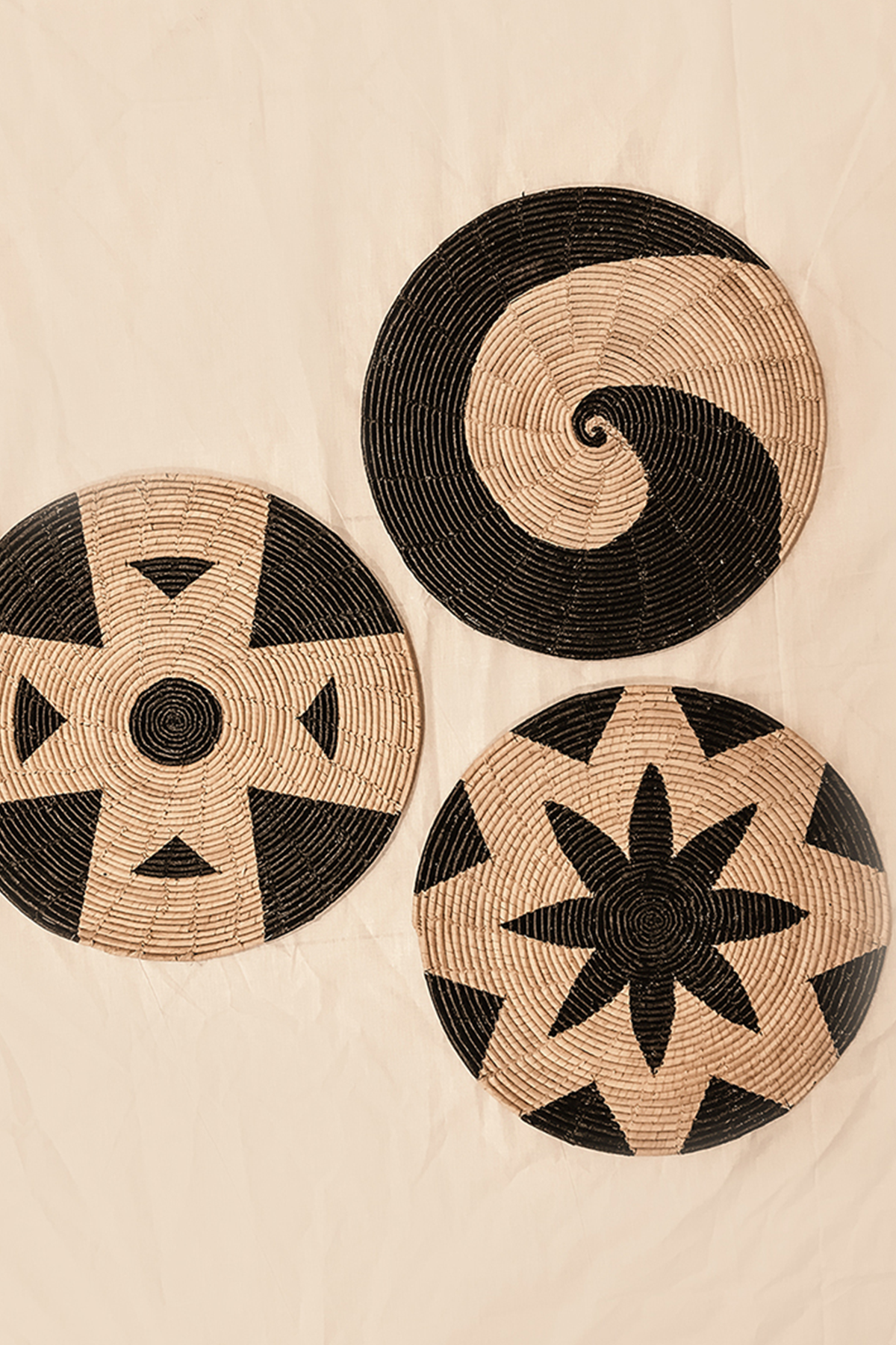 Monochromatic Placemats